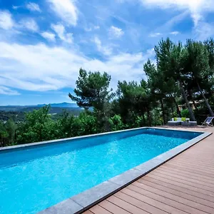Lumineuse Avec Piscine Clim 1ere Etage Vue Panoramique Sur Les Montagnes Sur Le Site De La Sainte-victoire , Le Tholonet Frankreich
